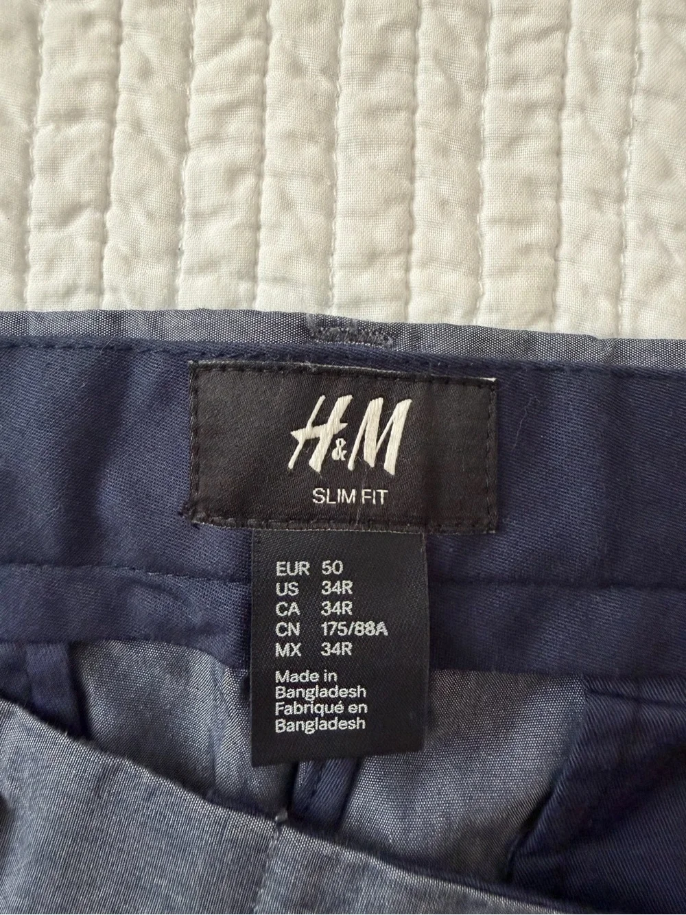 H&M Men's Dress Pants in Charcoal Gray